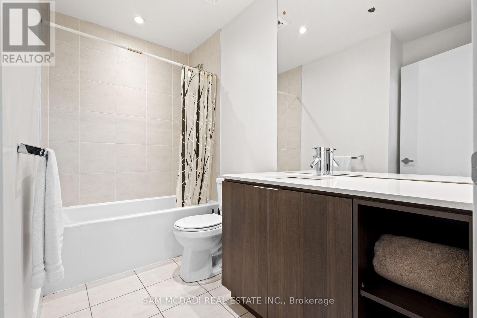 211 - 5025 Harvard Road, Mississauga, Ontario  L5M 0W6 - Photo 12 - W12563368