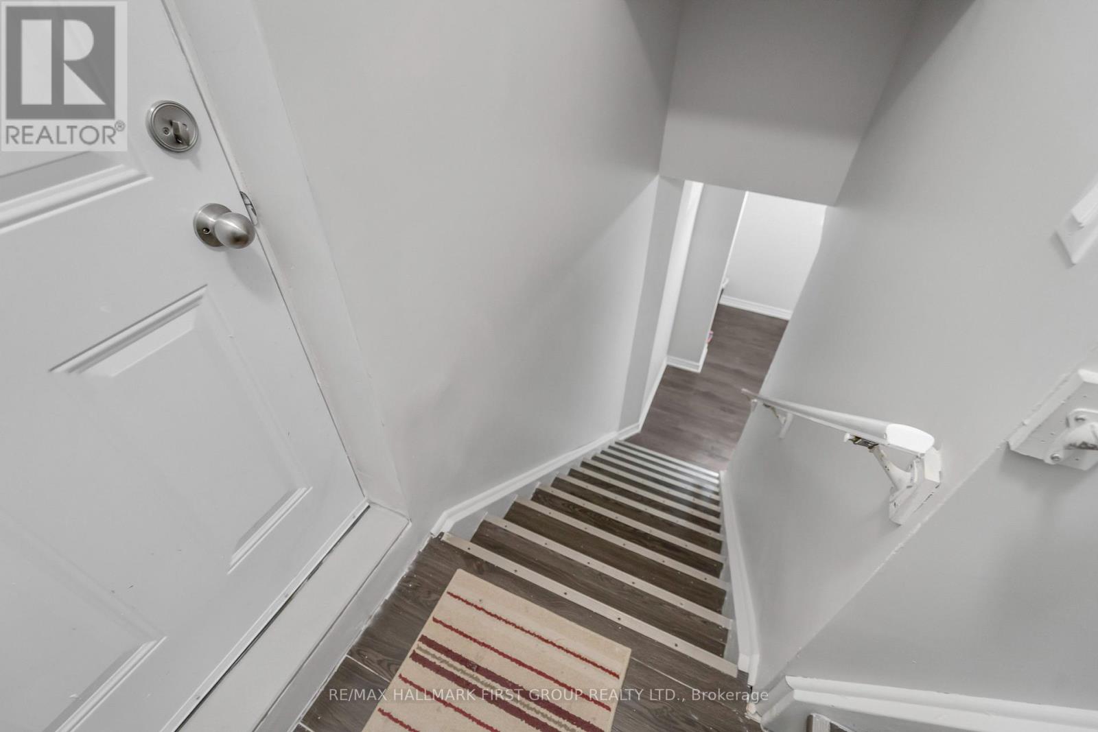 7 Blairmore Terrace, Brampton, Ontario  L6P 3E7 - Photo 3 - W12563380