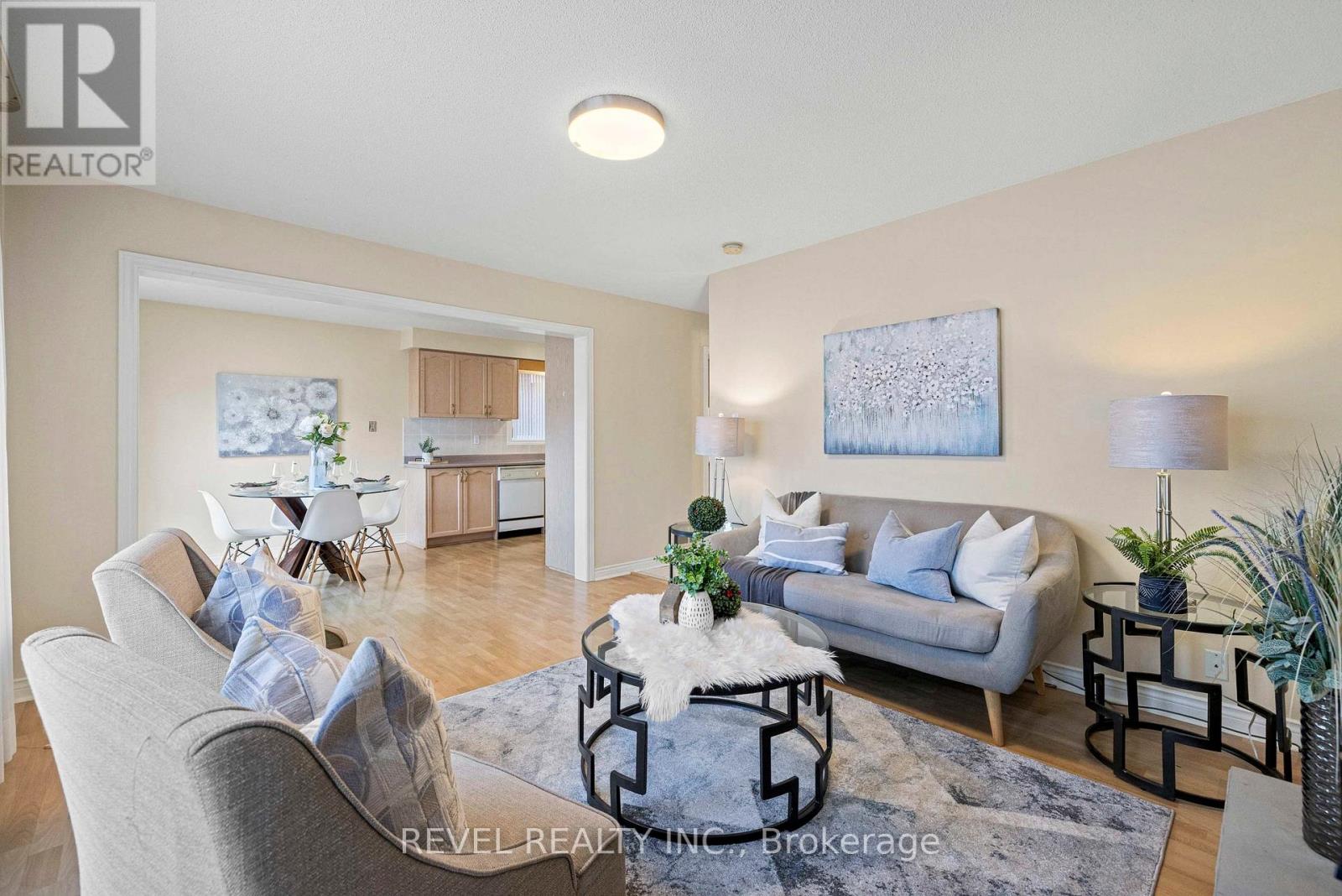 44 Clune Place, Whitby, Ontario  L1R 2C5 - Photo 5 - E12563558