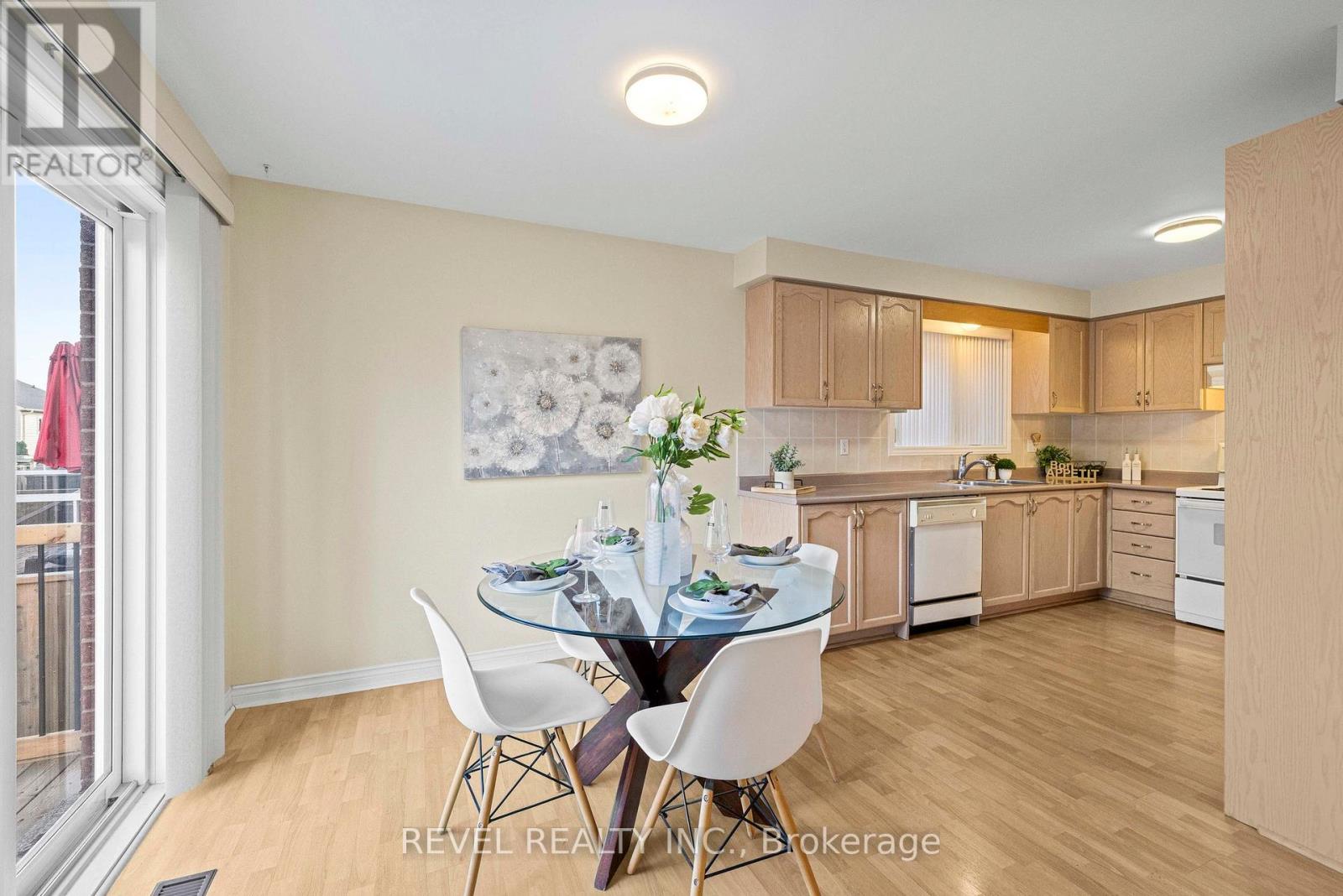 44 Clune Place, Whitby, Ontario  L1R 2C5 - Photo 7 - E12563558