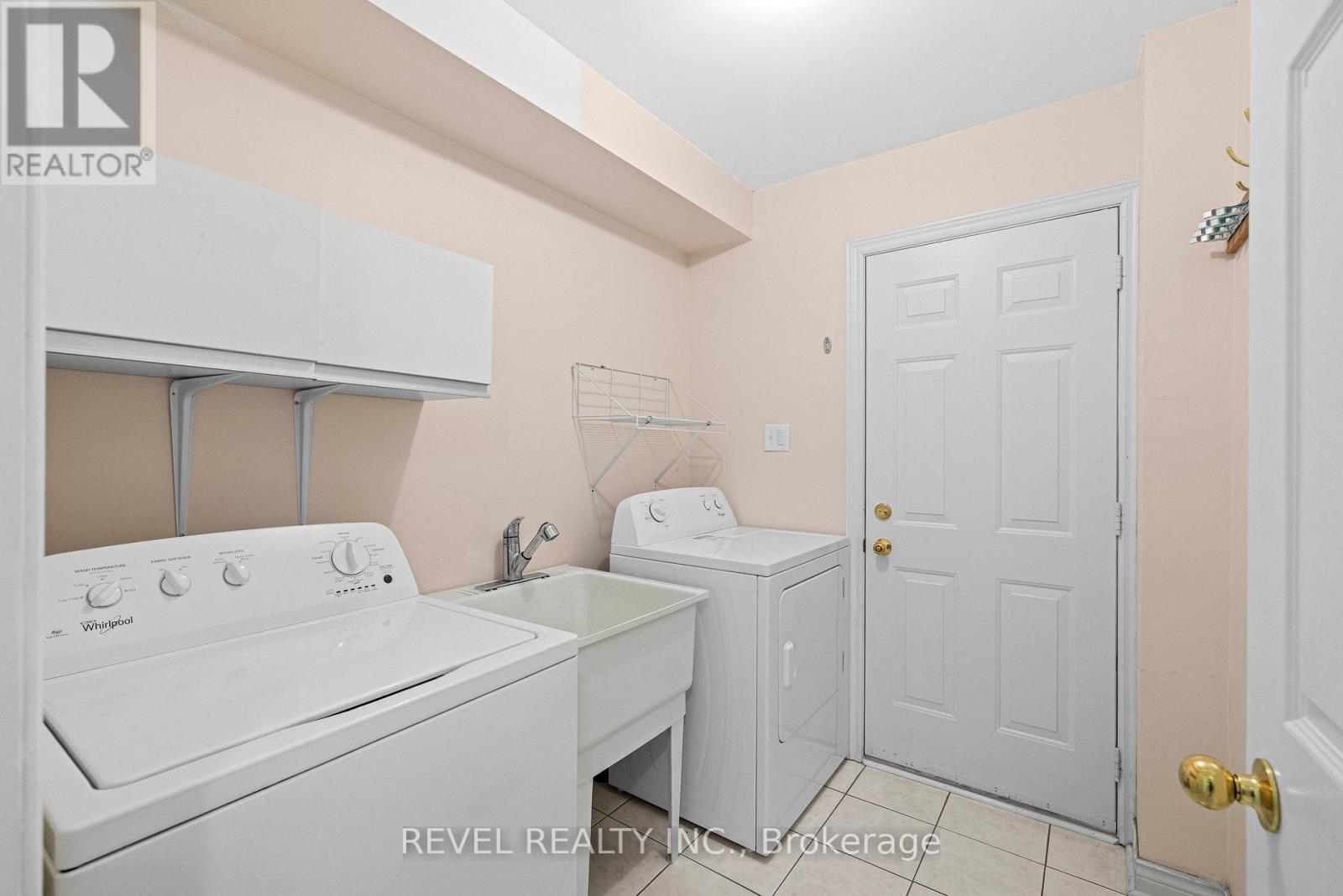 44 Clune Place, Whitby, Ontario  L1R 2C5 - Photo 9 - E12563558