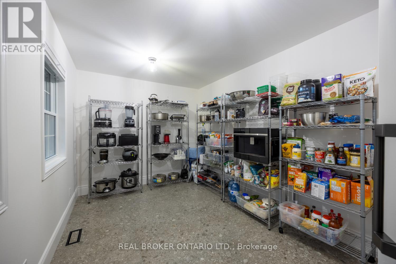 398 Sandy Hook Road, Kawartha Lakes, Ontario  L0A 1K0 - Photo 16 - X12563490