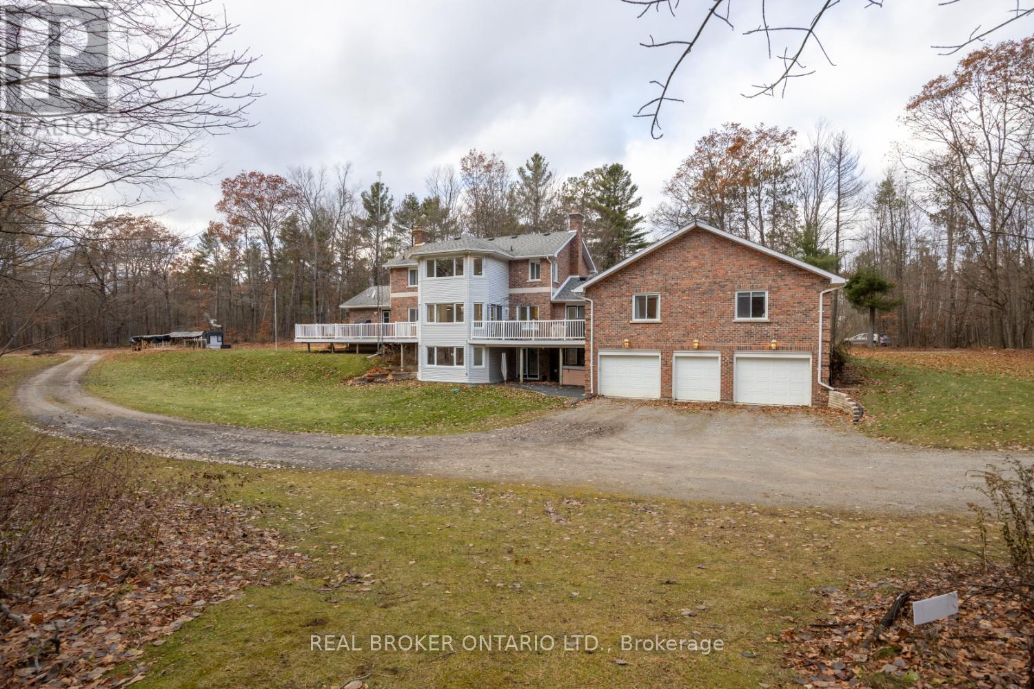 398 Sandy Hook Road, Kawartha Lakes, Ontario  L0A 1K0 - Photo 41 - X12563490