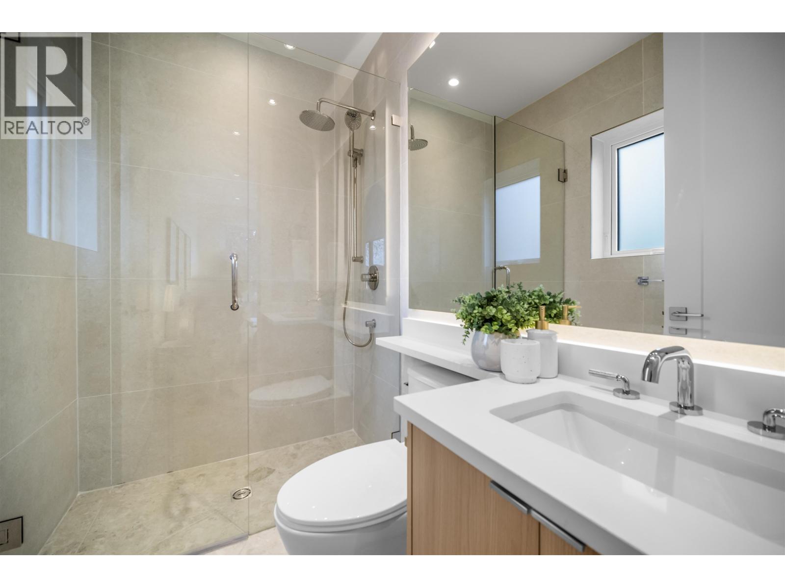 4681 Argyle Street, Vancouver, British Columbia  V5N 3A3 - Photo 7 - R3068820