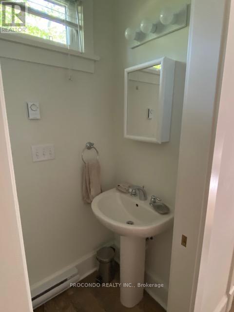 23 Farm View Lane, Prince Edward County, Ontario  K0K 1P0 - Photo 9 - X12563276