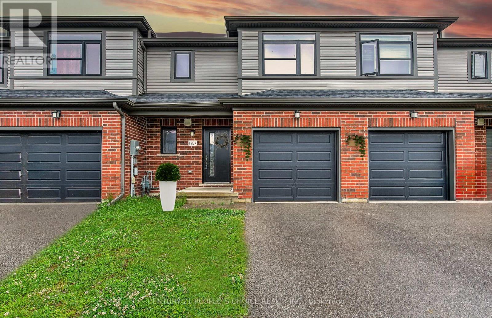 1287 Michael Circle, London East, Ontario  N5C 1R1 - Photo 1 - X12563306