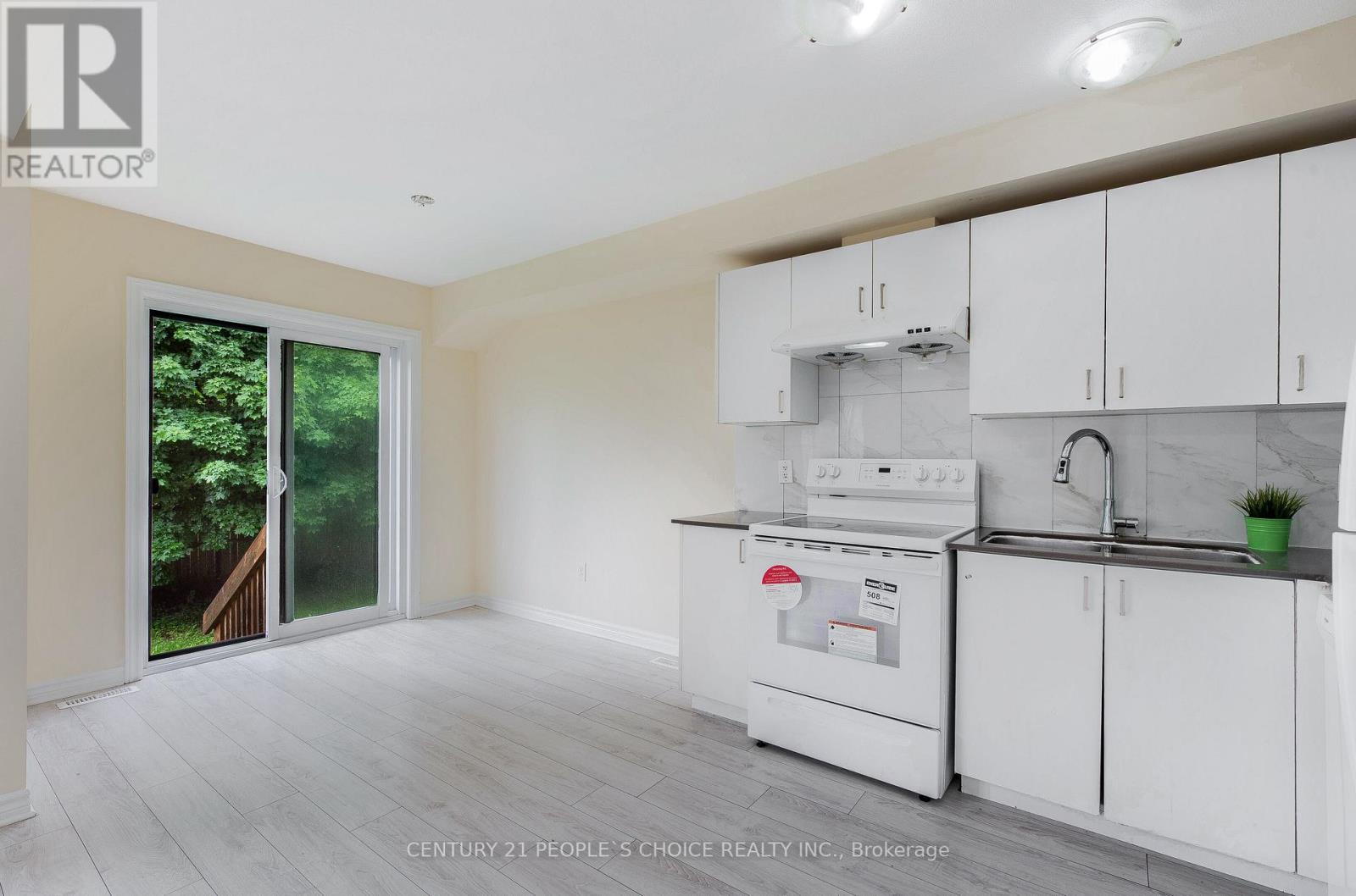 1287 Michael Circle, London East, Ontario  N5C 1R1 - Photo 12 - X12563306