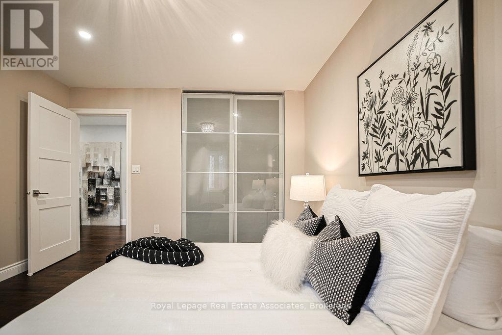 12 Valley Ridge Lane, Hamilton, Ontario  L8N 2Z7 - Photo 25 - X12563362