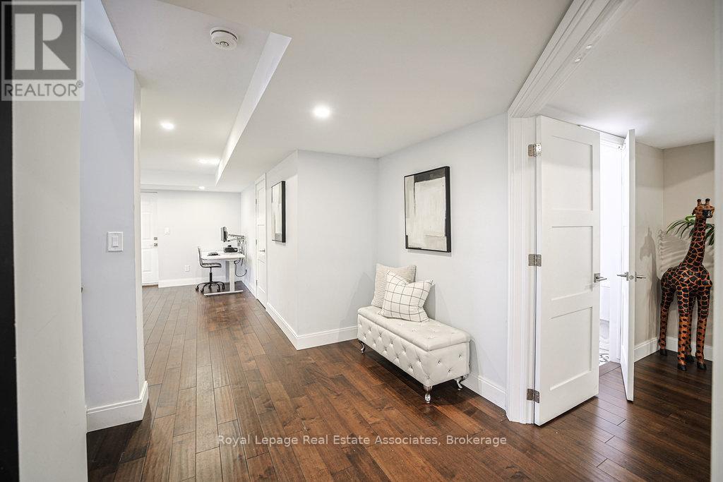 12 Valley Ridge Lane, Hamilton, Ontario  L8N 2Z7 - Photo 30 - X12563362