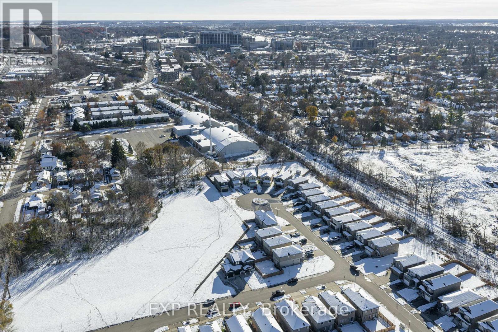 11 Hayes Street, London South, Ontario  N5Z 0A5 - Photo 4 - X12563472