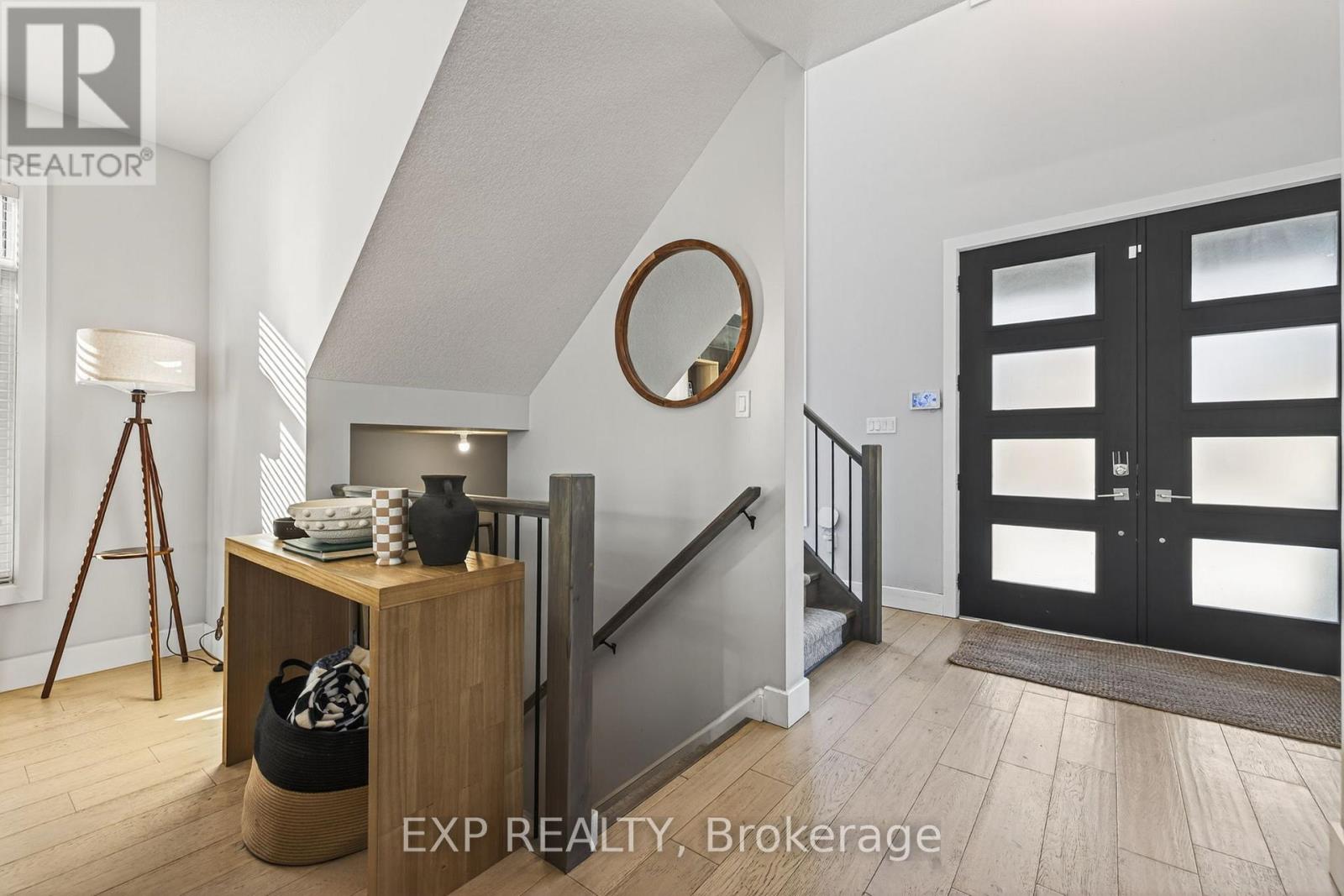 11 Hayes Street, London South, Ontario  N5Z 0A5 - Photo 9 - X12563472