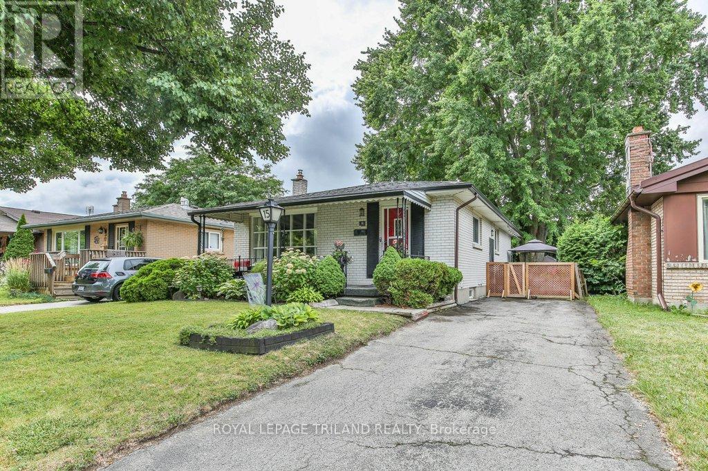 15 TALAVERA CRESCENT, London East, Ontario