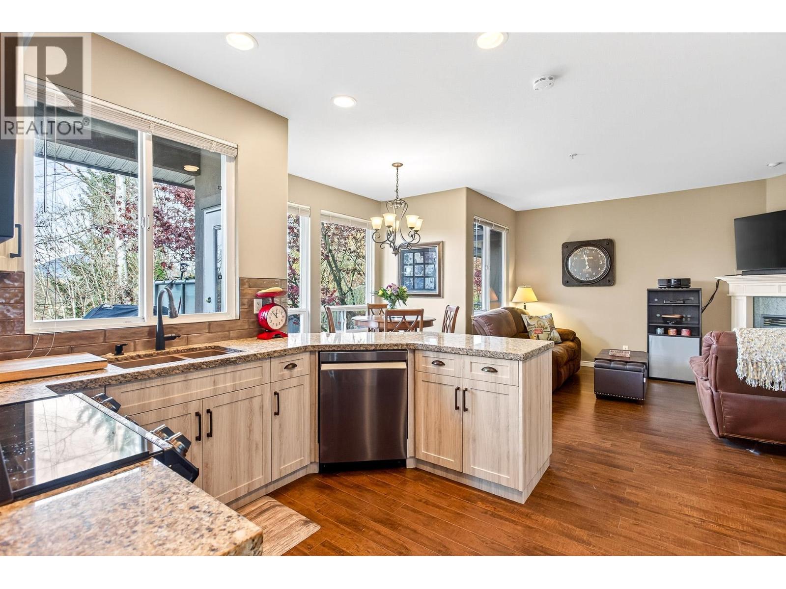 112 678 Citadel Drive, Port Coquitlam, British Columbia  V3C 6M7 - Photo 11 - R3067758