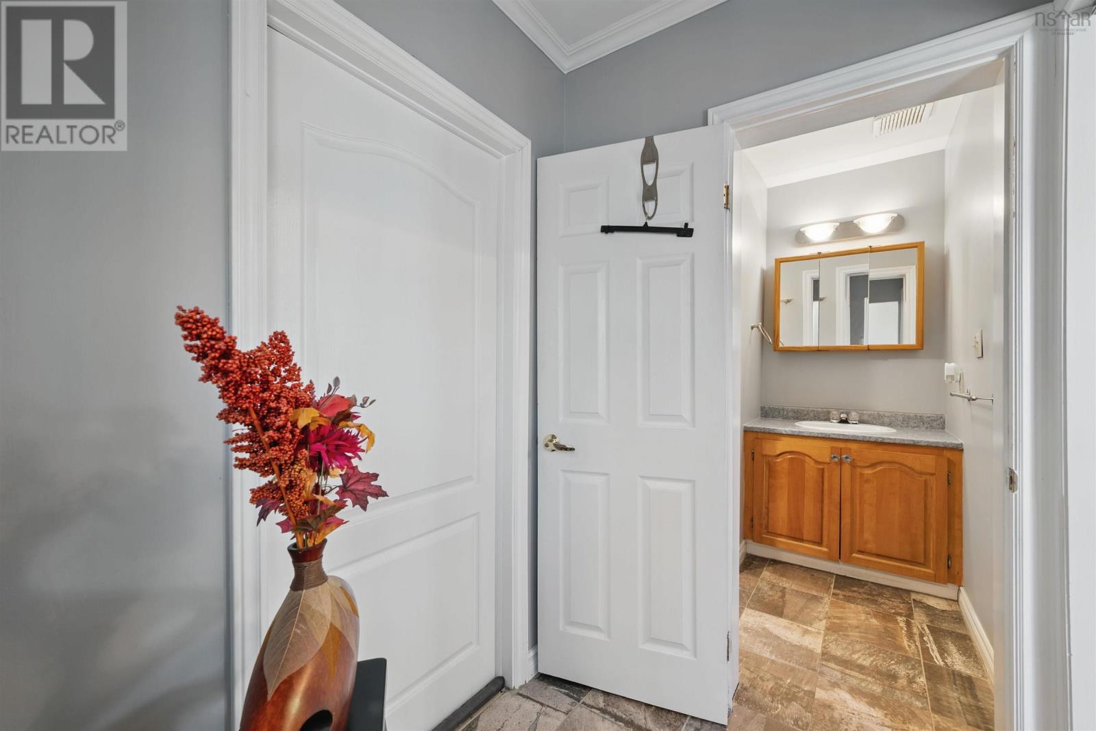 5526 Charles Street, Halifax, Nova Scotia  B3K 1K2 - Photo 12 - 202528195