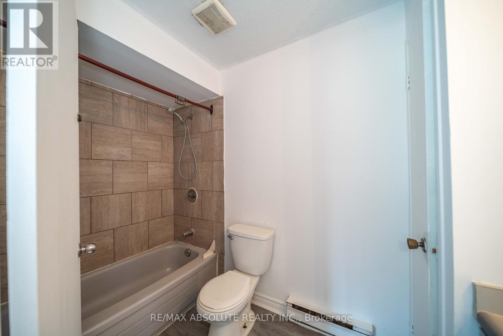 294 Therese Avenue, Clarence-Rockland, Ontario  K4K 1G9 - Photo 12 - X12563442