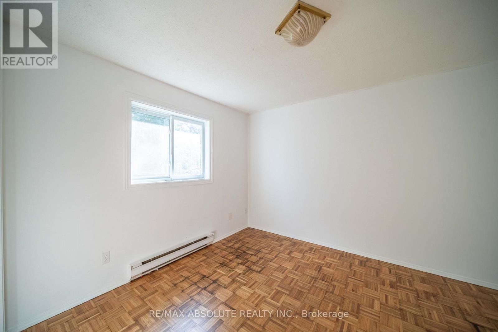 294 Therese Avenue, Clarence-Rockland, Ontario  K4K 1G9 - Photo 14 - X12563442