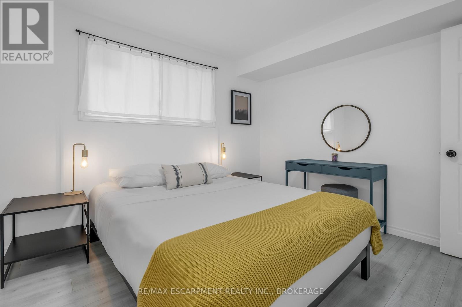 Lower - 22 Macoomb Drive, Welland, Ontario  L3C 5T9 - Photo 13 - X12563414