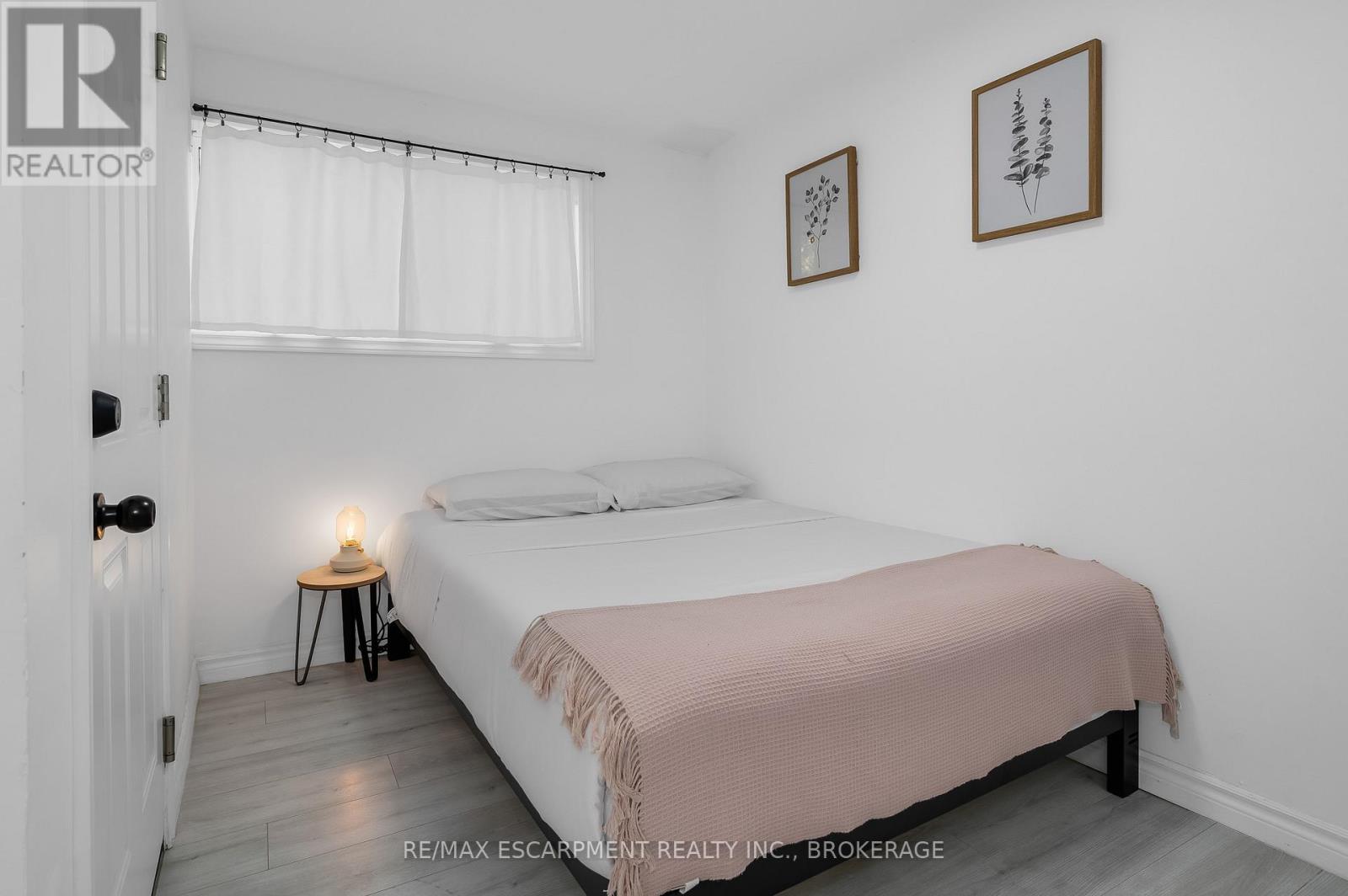 Lower - 22 Macoomb Drive, Welland, Ontario  L3C 5T9 - Photo 15 - X12563414