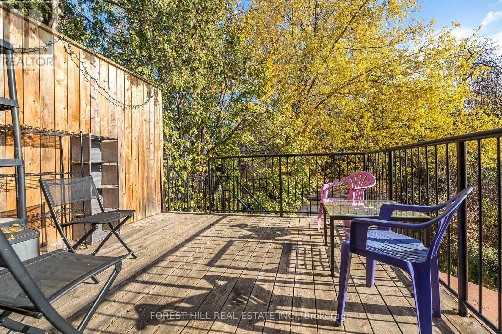 Upper - 211 Brunswick Avenue, Toronto, Ontario M5S 2M4 - Photo 2 - C12540552