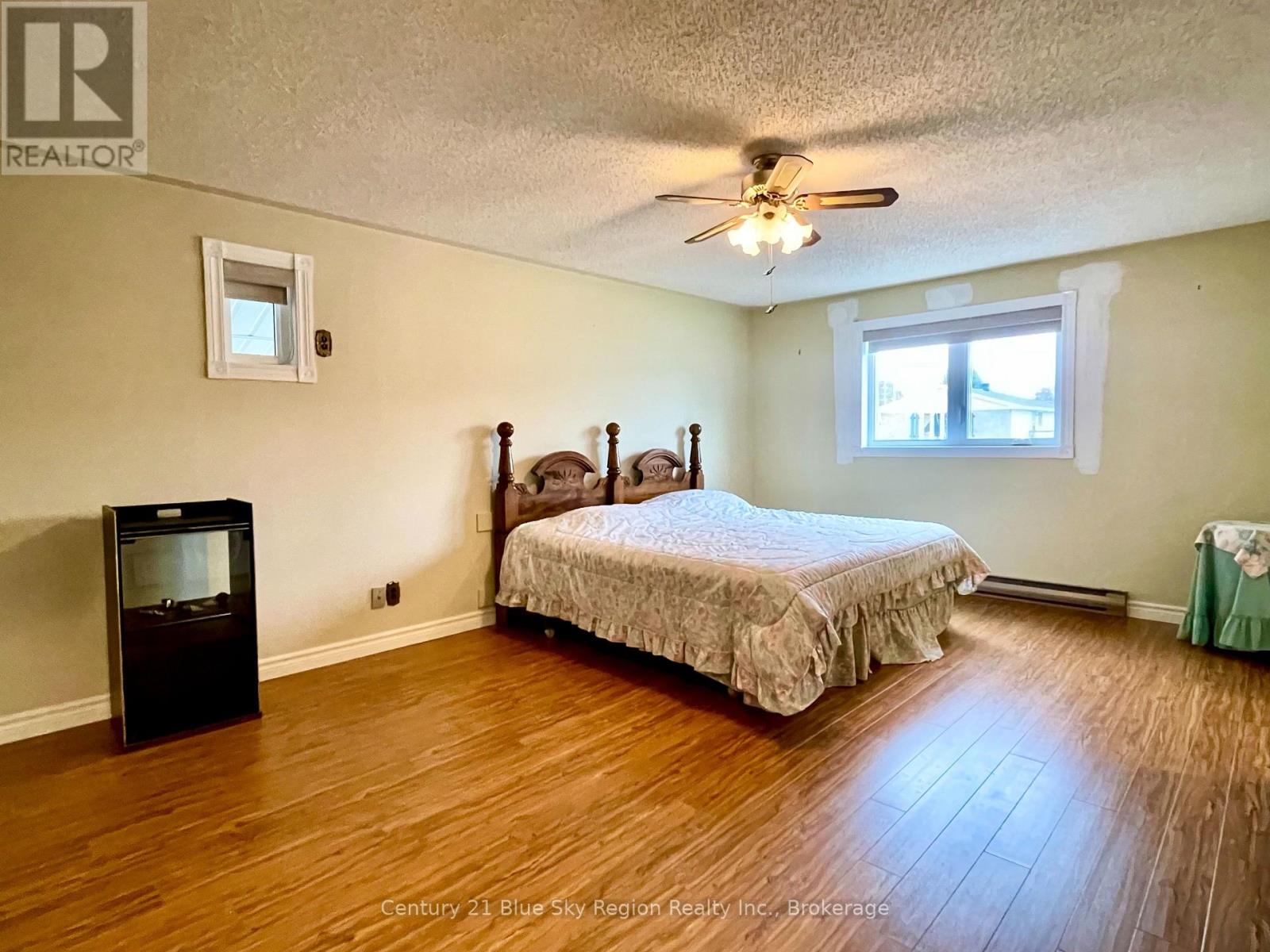 405 Mageau Street, West Nipissing, Ontario  P2B 3G2 - Photo 14 - X12563572