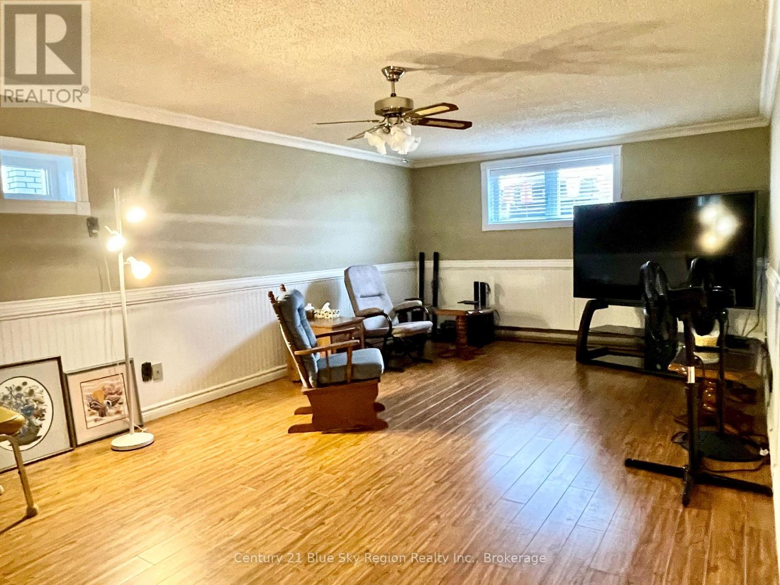 405 Mageau Street, West Nipissing, Ontario  P2B 3G2 - Photo 22 - X12563572