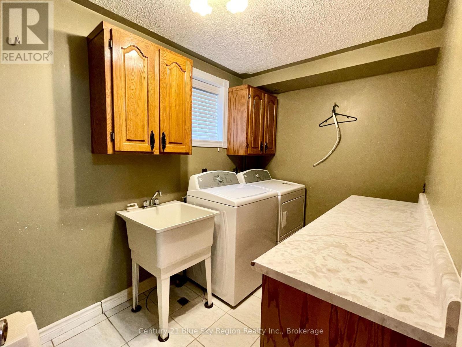 405 Mageau Street, West Nipissing, Ontario  P2B 3G2 - Photo 27 - X12563572