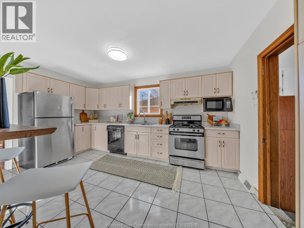 2769 Norman Road, Windsor, Ontario N8T 1T2 - Photo 14 - 25029281