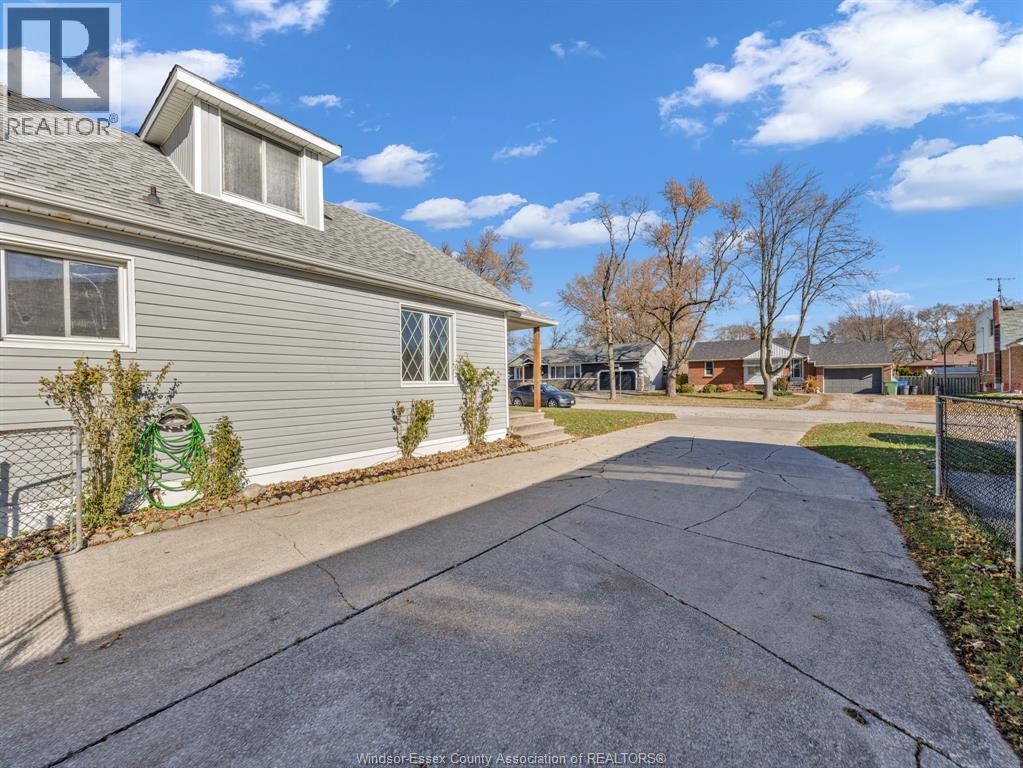 2769 Norman Road, Windsor, Ontario N8T 1T2 - Photo 25 - 25029281