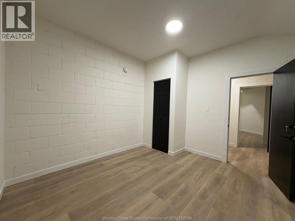 1374 Wyandotte Street East Unit# Rear, Windsor, Ontario  N9A 3K7 - Photo 5 - 25029107