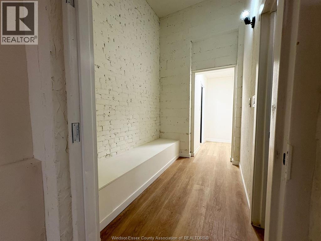 1374 Wyandotte Street East Unit# Rear, Windsor, Ontario  N9A 3K7 - Photo 9 - 25029107