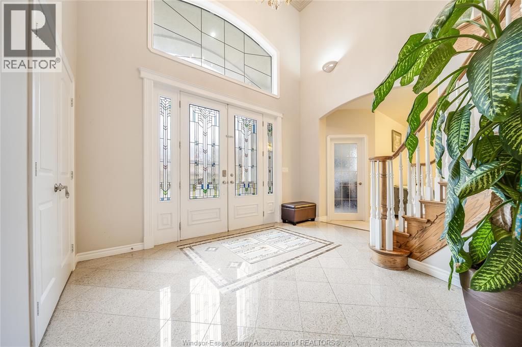 460 Shoreview Circle, Windsor, Ontario  N8P 1M7 - Photo 6 - 25028955