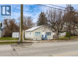 680 10 Street SW, salmon arm, British Columbia