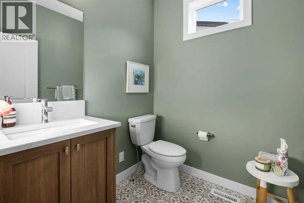 8305 8 Avenue Sw, Calgary, Alberta  T3H 0C3 - Photo 18 - A2266099