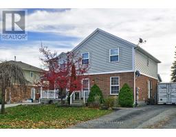 427 BANKSIDE CRESCENT, Kitchener, Ontario