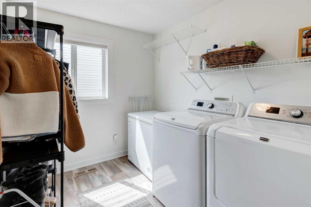 120 West Creek Close, Chestermere, Alberta  T1X 1M2 - Photo 18 - A2264919