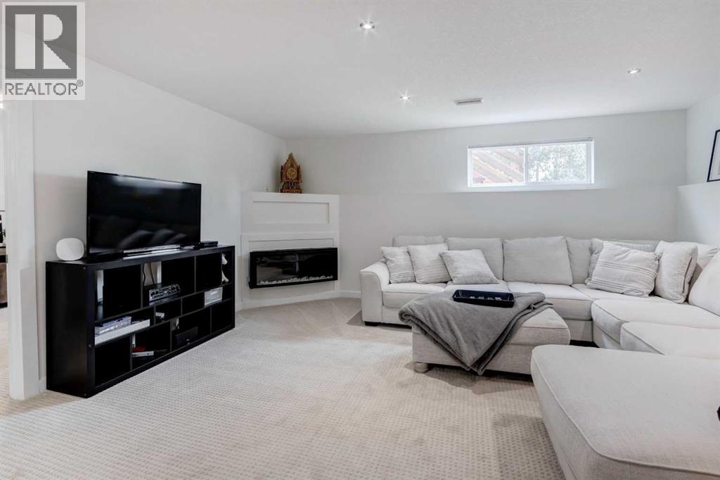 120 West Creek Close, Chestermere, Alberta  T1X 1M2 - Photo 20 - A2264919