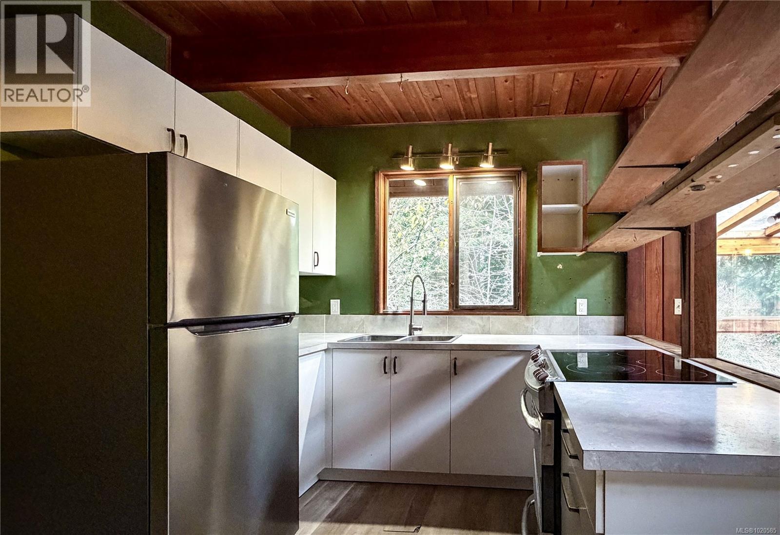 1545 Whalebone Dr, Gabriola Island, British Columbia  V0R 1X5 - Photo 4 - 1020585