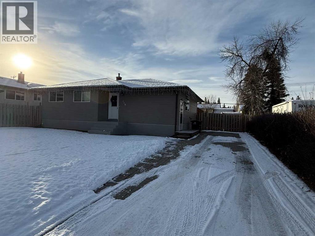 106 DOUGLAS Drive, Hinton, Alberta