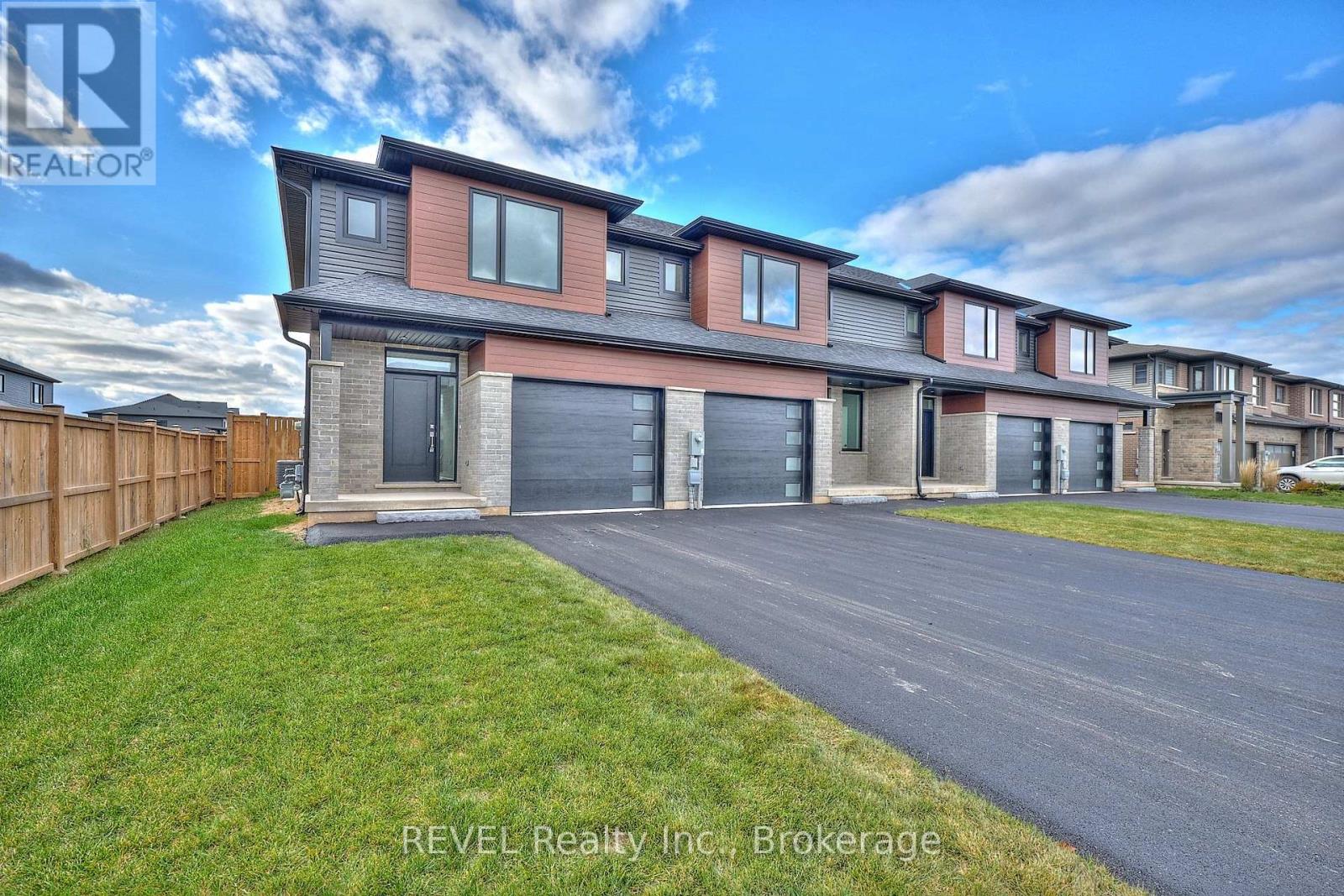 7445 MATTEO DRIVE, Niagara Falls, Ontario