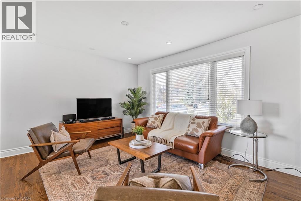 496 Pineland Avenue, Oakville, Ontario  L6K 2A1 - Photo 6 - 40785660