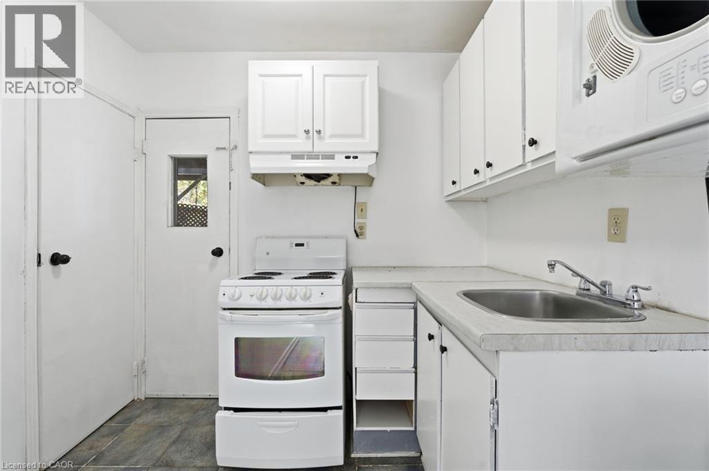 53 1/2-55 Duke Street, Brantford, Ontario  N3T 3T8 - Photo 10 - 40784067