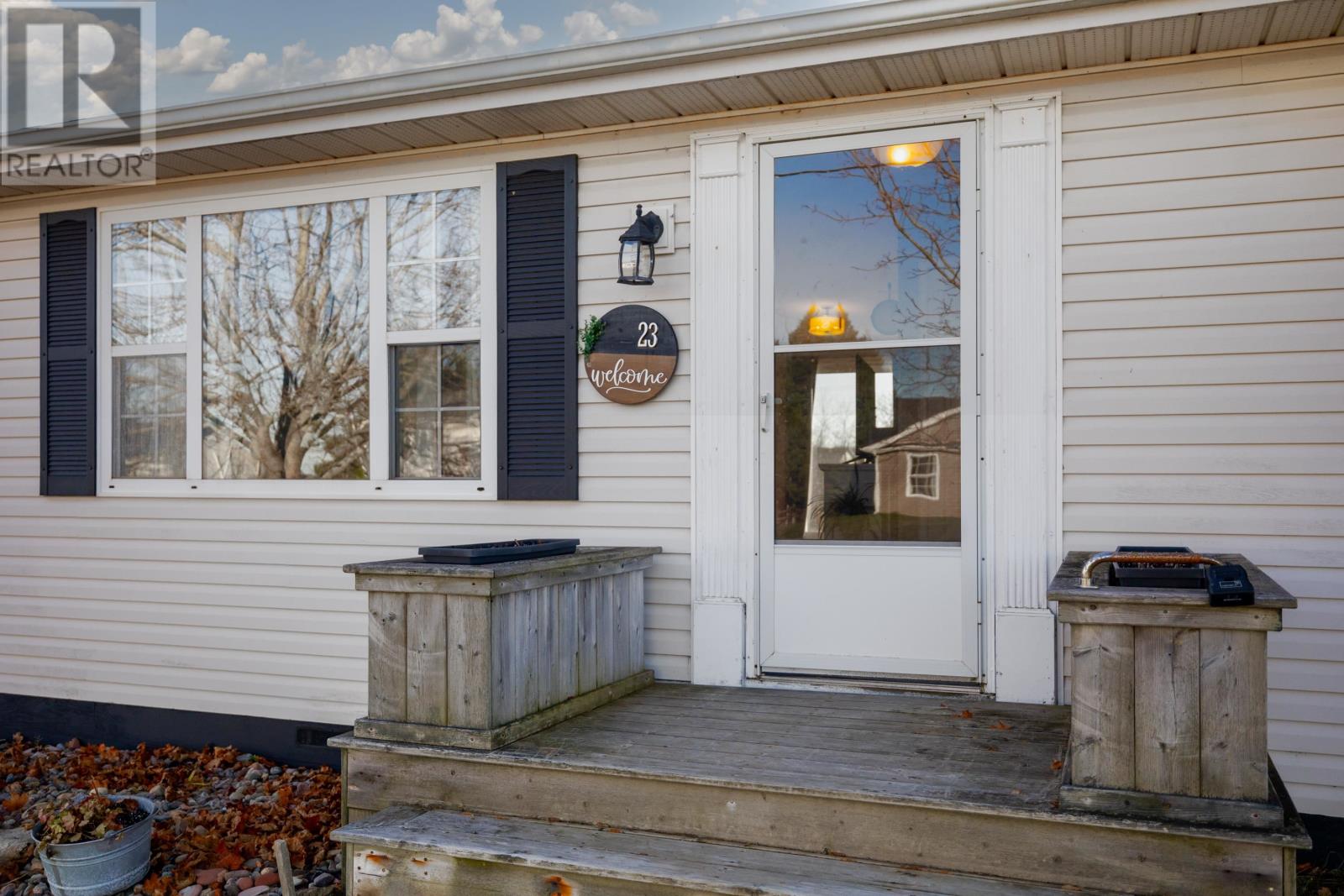 23 Friar Drive, Charlottetown, Prince Edward Island  C1A 9L1 - Photo 3 - 202528321