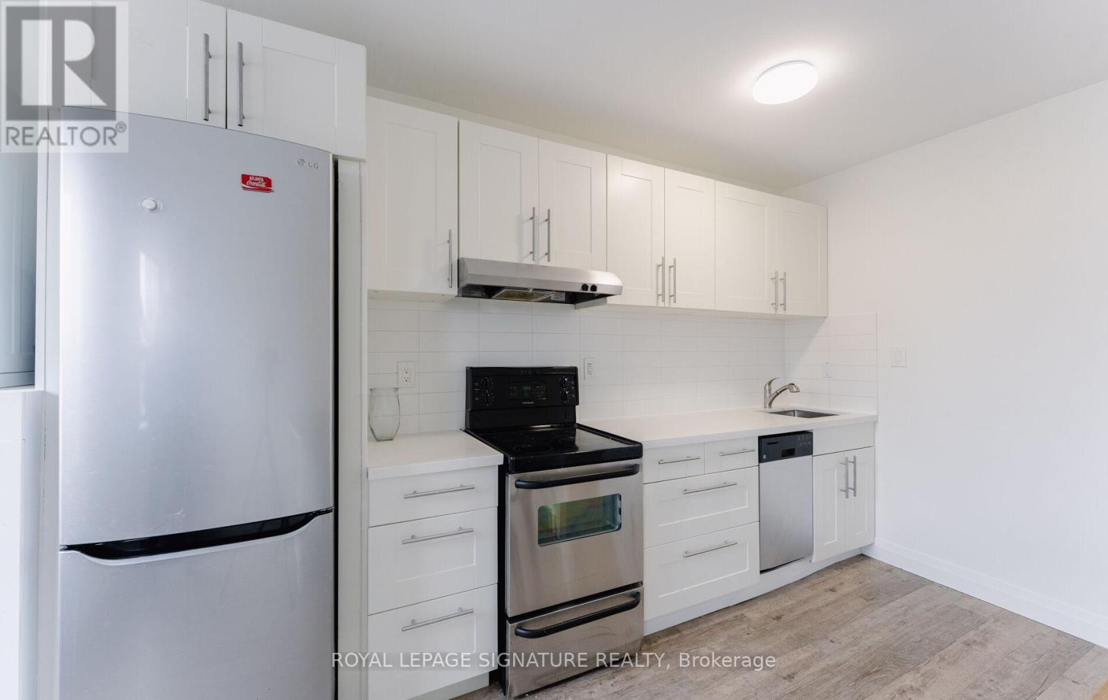 D - 2584 Yonge Street, Toronto, Ontario  M4P 2J3 - Photo 7 - C12563384