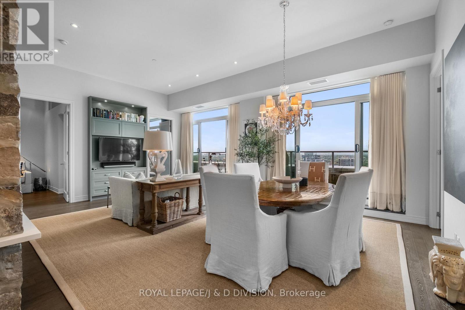 1908 - 111 St Clair Avenue W, Toronto, Ontario  M4V 1N5 - Photo 11 - C12563408