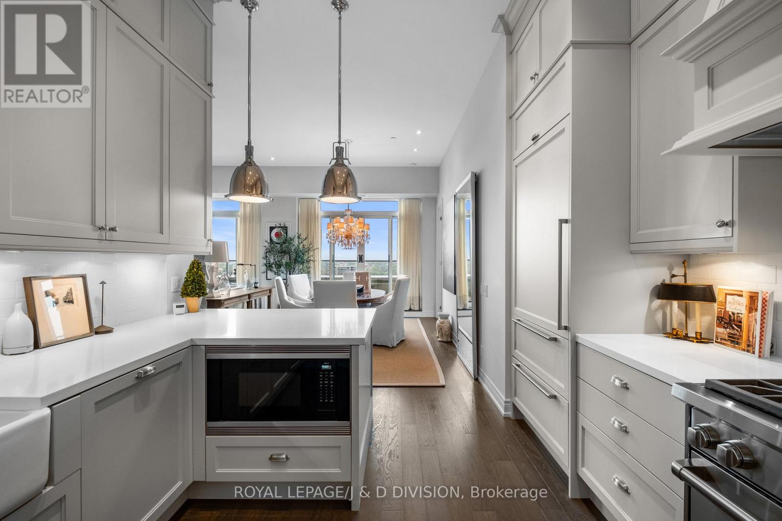 1908 - 111 St Clair Avenue W, Toronto, Ontario  M4V 1N5 - Photo 18 - C12563408