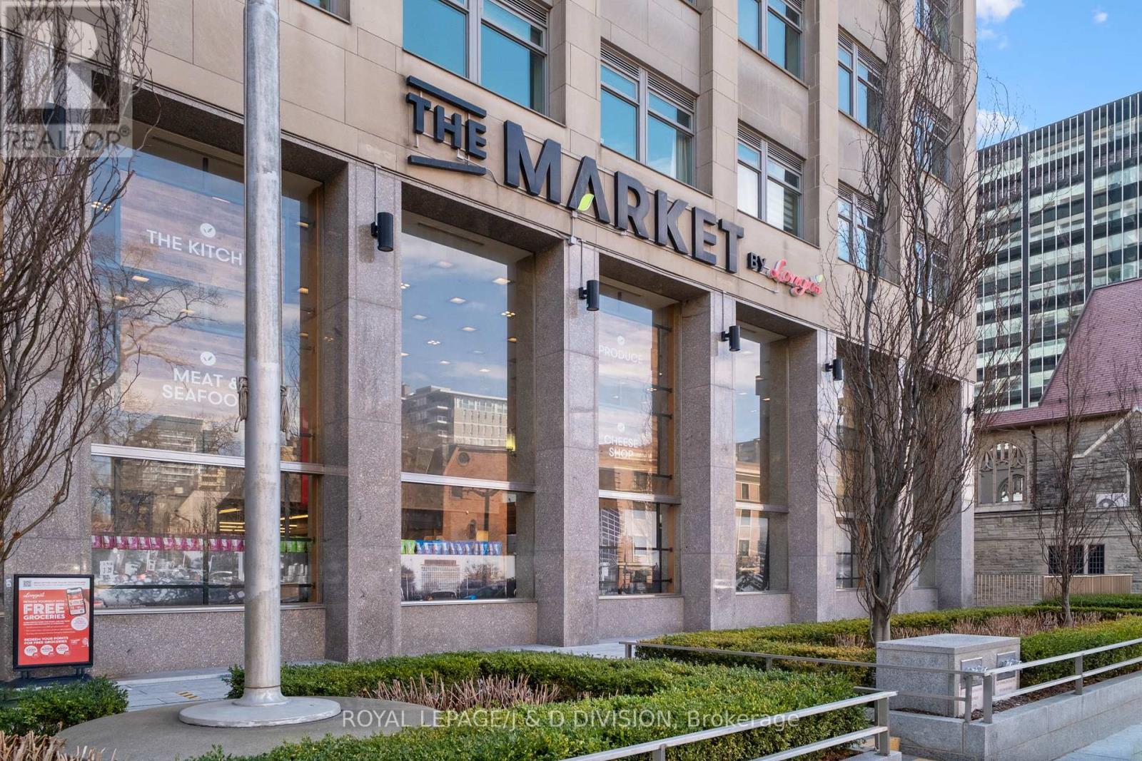 1908 - 111 St Clair Avenue W, Toronto, Ontario  M4V 1N5 - Photo 35 - C12563408