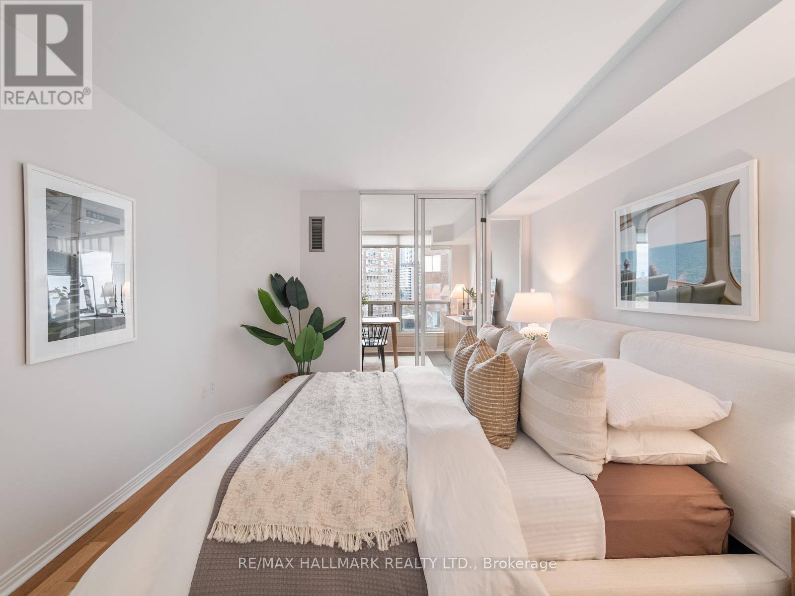 809 - 942 Yonge Street, Toronto, Ontario  M4W 3S8 - Photo 30 - C12563418