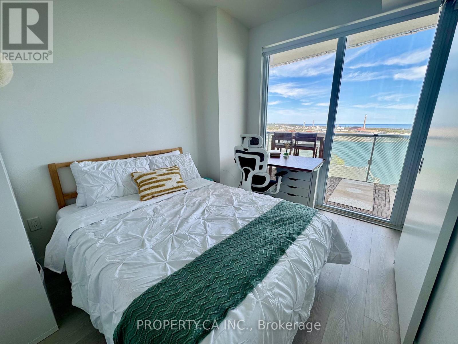 3401 - 15 Queens Quay E, Toronto, Ontario  M5E 0C5 - Photo 6 - C12563478