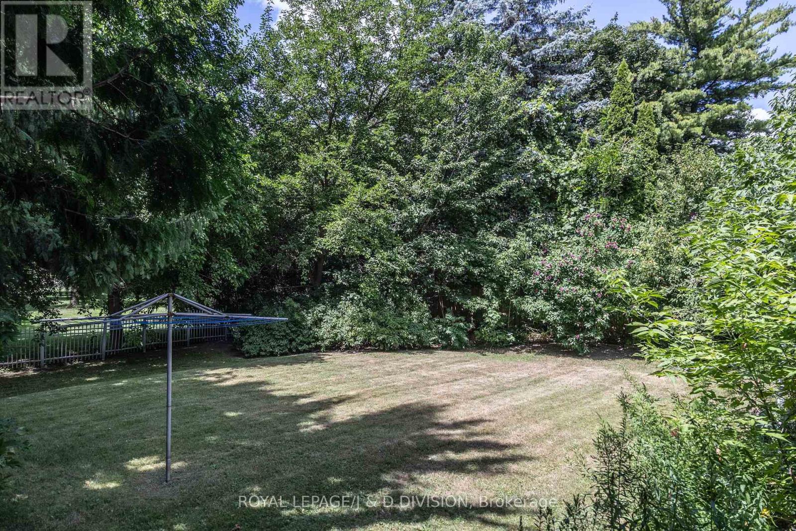 10 Campbell Crescent, Toronto, Ontario  M2P 1P2 - Photo 21 - C12563514