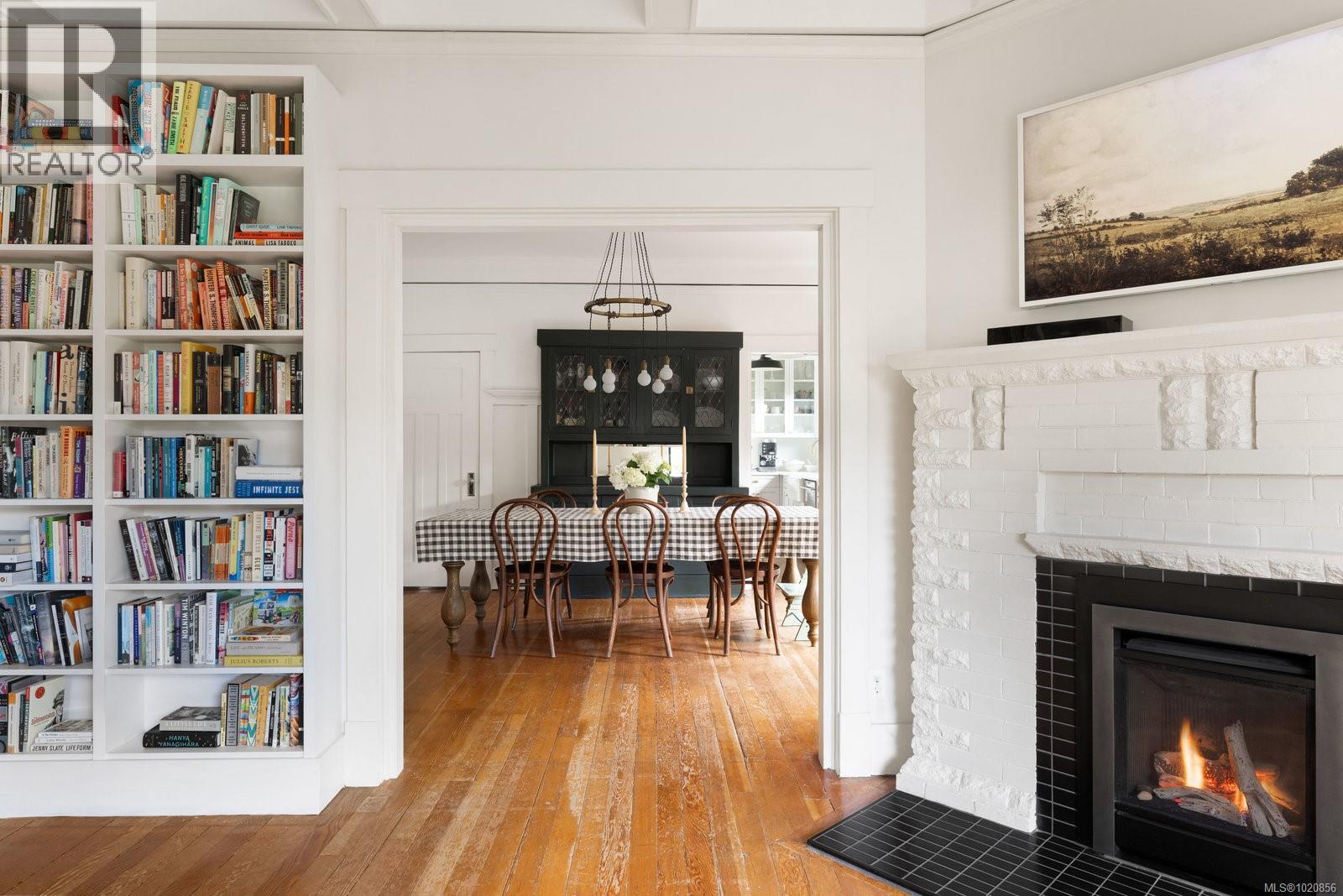 1063 Bank St, Victoria, British Columbia  V8S 4B3 - Photo 7 - 1020856